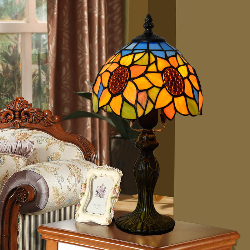 Lámpara de mesa retro Tiffany de vidrio teñido con girasol de 1 luz 