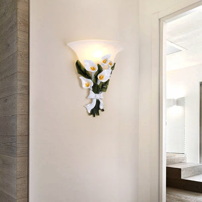 Bouquet of Flowers Shape 1-Light Armed Sconce Lamp