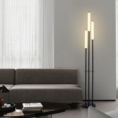 تصميم حديث بسيط لمصباح أرضي طويل بثلاثة أضواء LED 