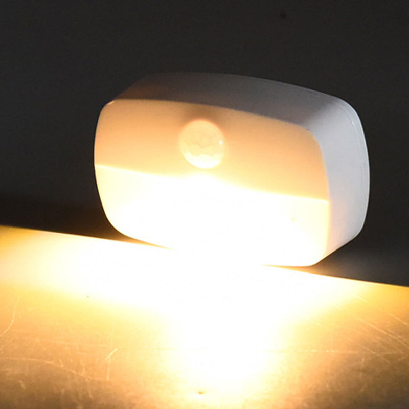 ضوء ليلي LED الذكي اللاسلكي مع استشعار جسم الإنسان وبطارية الجيل السابع 