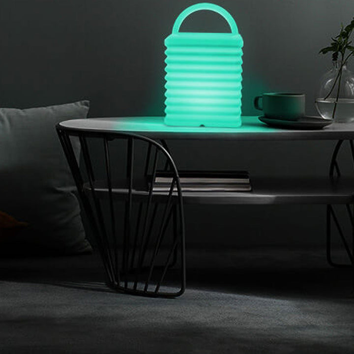 Lampe de table décorative LED colorée portative carrée créative de PE 