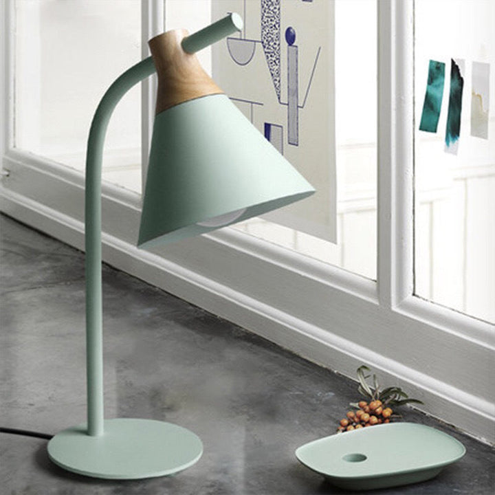 Minimalistische Macaron Metallglockenschirm 1-Licht Tischlampe 