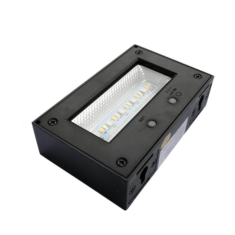 Lampe applique murale LED étanche moderne pour patio avec double tête carrée solaire extérieure 
