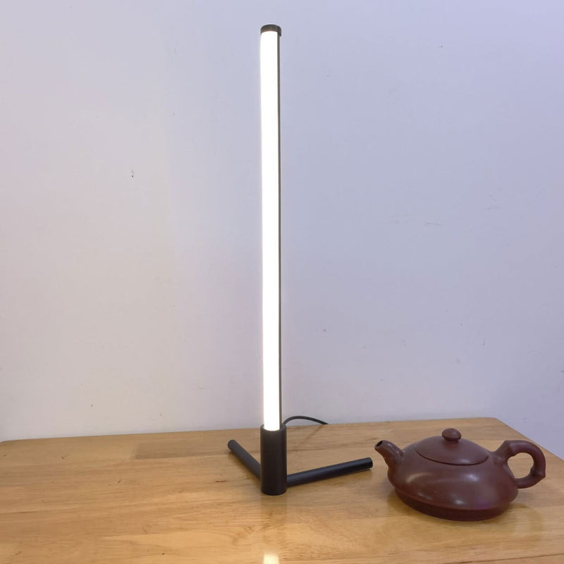 Minimalistische kreative Bar LED-Nachtlicht-Tischlampe 