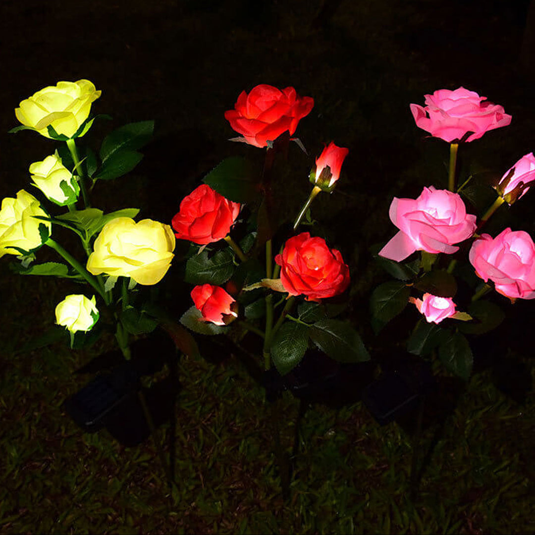 Moderner Solar-Rosenstrauß 5 Kopf LED Outdoor Garten Dekorative Boden-Einsteck-Landschaftsbeleuchtung 