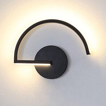 Moderne minimalistische Kurvenlinie Aluminium 1-Licht LED Wandleuchte 