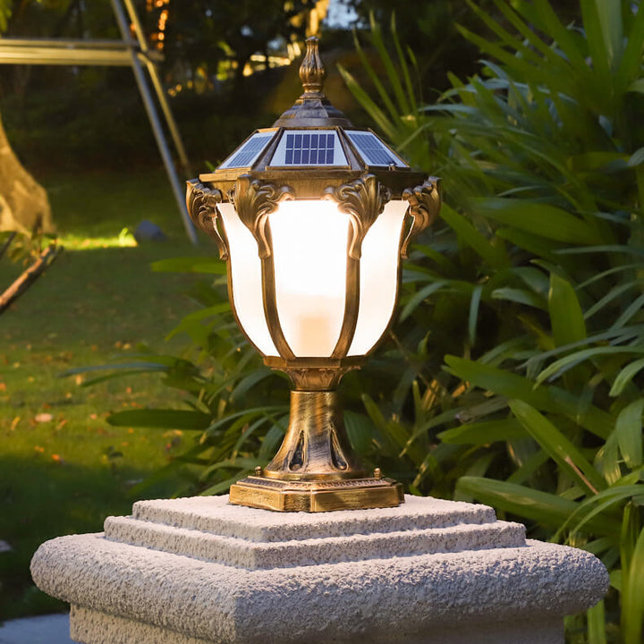 Lumière de colonne de paysage de jardin extérieur solaire étanche en verre et aluminium moulé sous pression rétro européen 