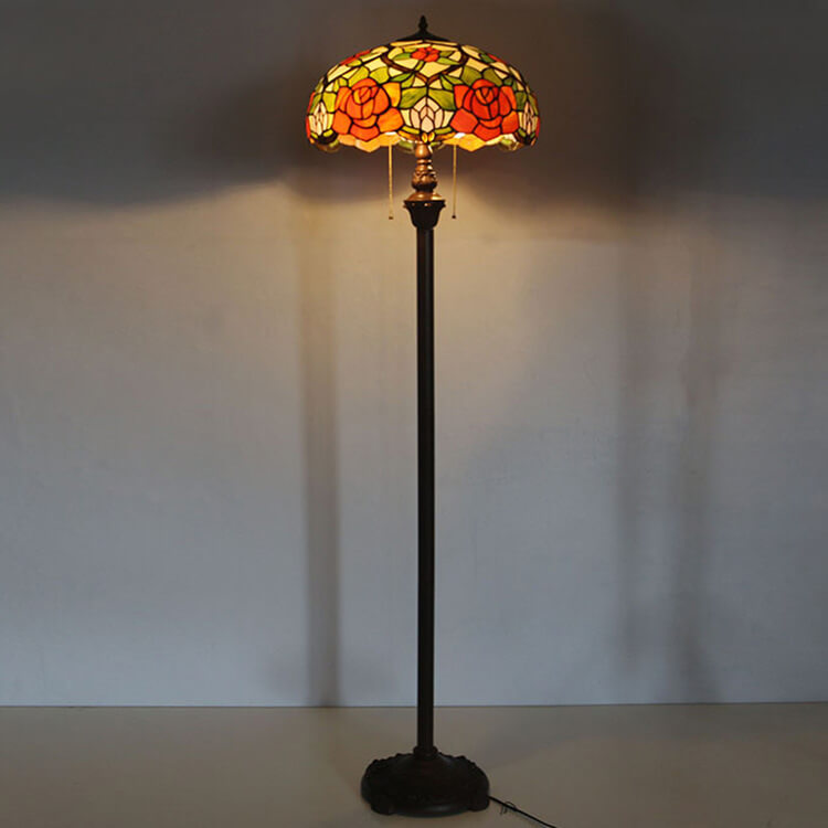 Lampadaire Tiffany Vintage Rose Leaf Dome en verre teinté à deux lumières 