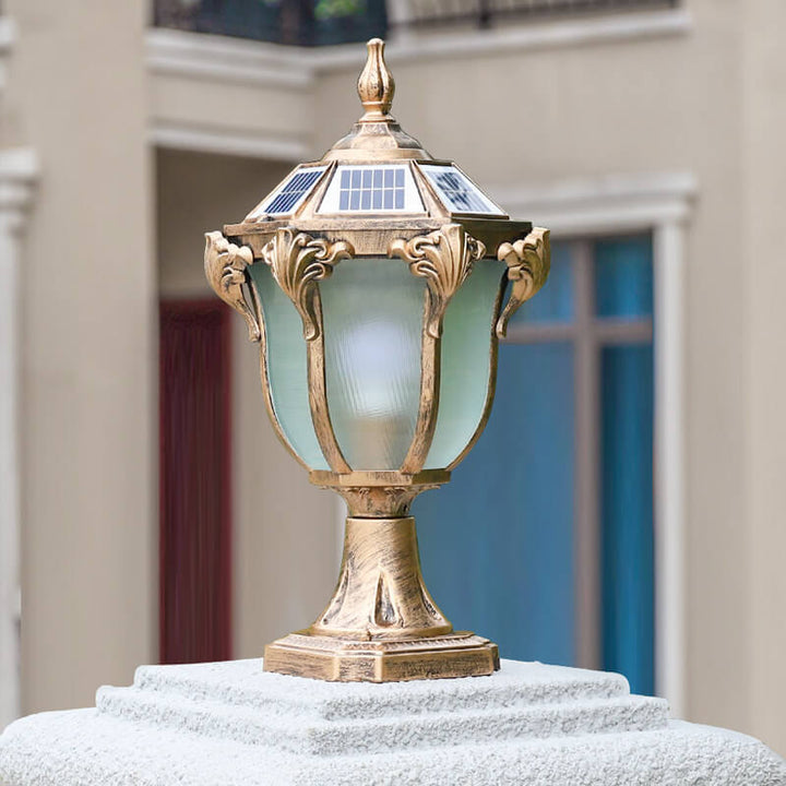 Lumière de colonne de paysage de jardin extérieur solaire étanche en verre et aluminium moulé sous pression rétro européen 