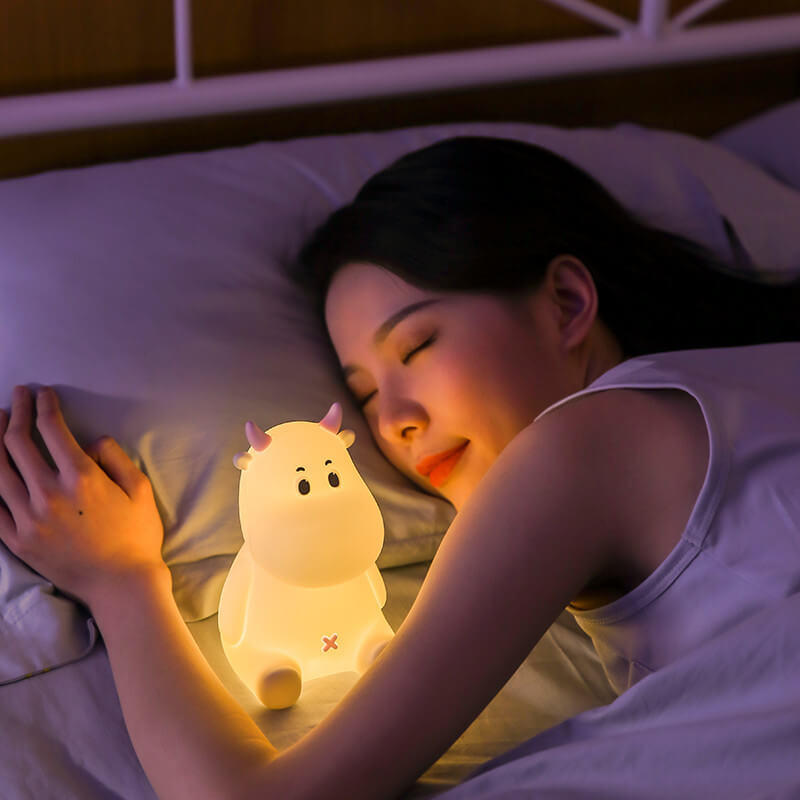 Lámpara de mesa de noche con luz LED recargable USB de silicona en forma de vaca moderna y creativa 