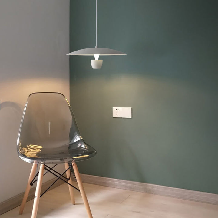 Lampe suspendue LED à 1 lumière en métal, soucoupe volante créative moderne et nordique 