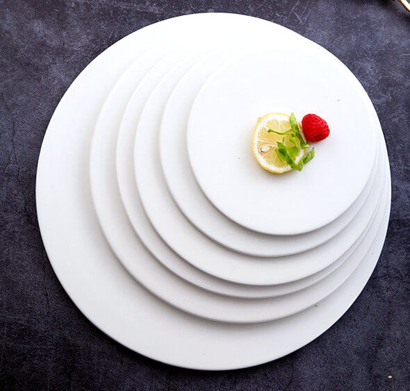Moderner weißer Dessertteller aus Porzellan