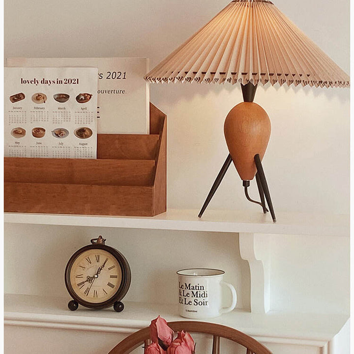 Vintage Bucket Plissee 1-Licht Stehende Tischlampe 