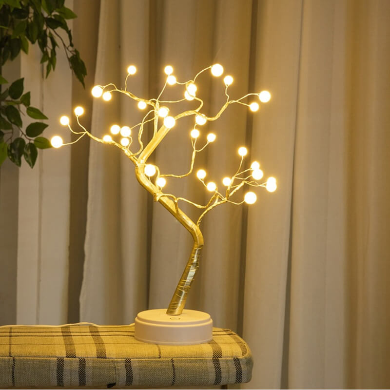 Lámpara de mesa LED contemporánea y creativa con pequeño árbol de perlas, cobre y PVC, 36 luces y control remoto para dormitorio 