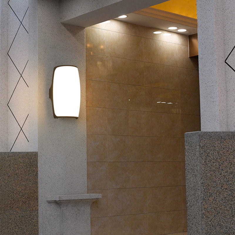 Lámpara de Aplique de Pared Exterior LED con Pantalla Curva Acrílica Impermeable 