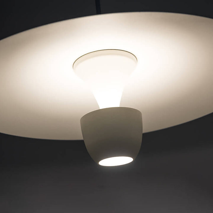 Lampe suspendue LED à 1 lumière en métal, soucoupe volante créative moderne et nordique 