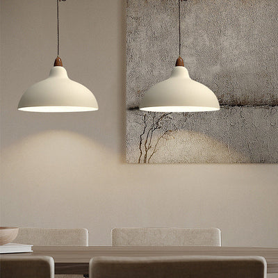 Luminaire suspendu à 1 lumière en forme de bol inversé de style japonais industriel contemporain en fer 