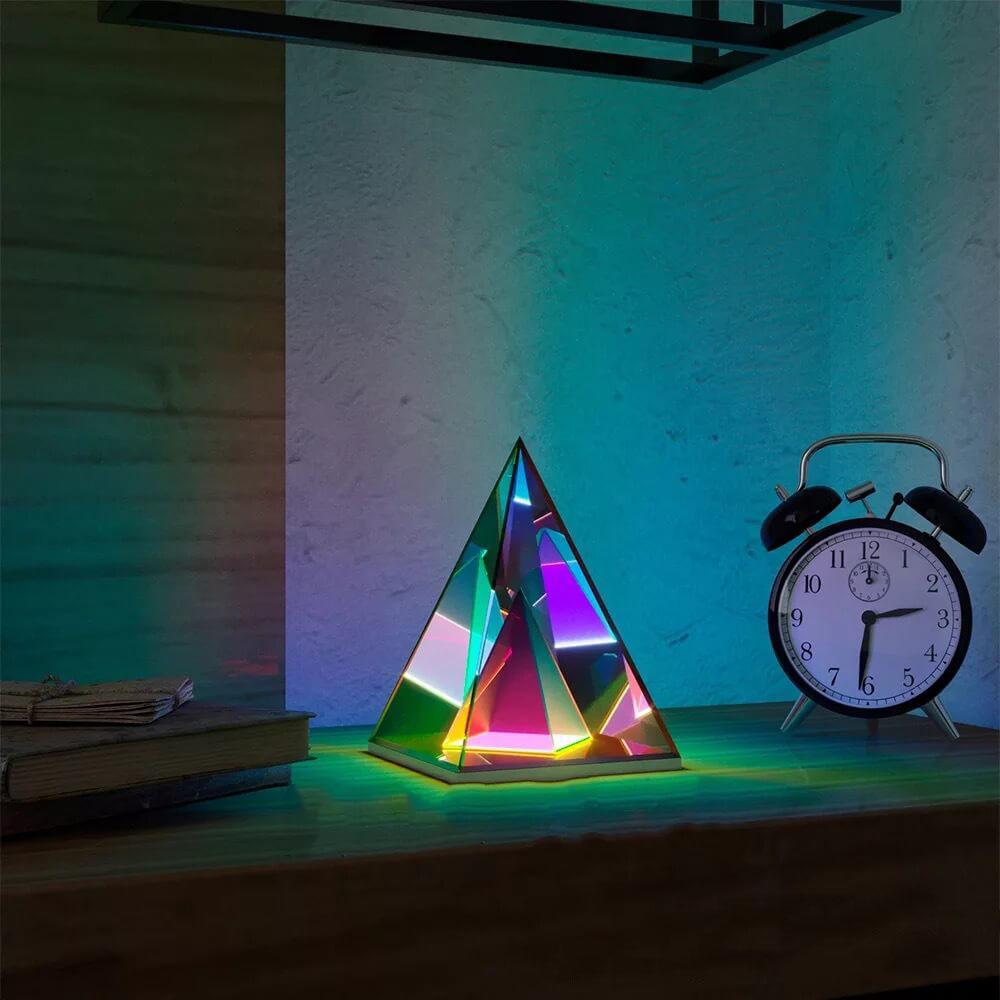 Magischer Würfel Box Dreieck Acryl Farbe LED Tischlampe 