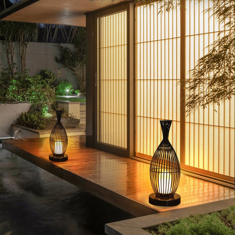 Retro Iron Oval Column Outdoor Waterproof 1-Light Standing Floor Lamp