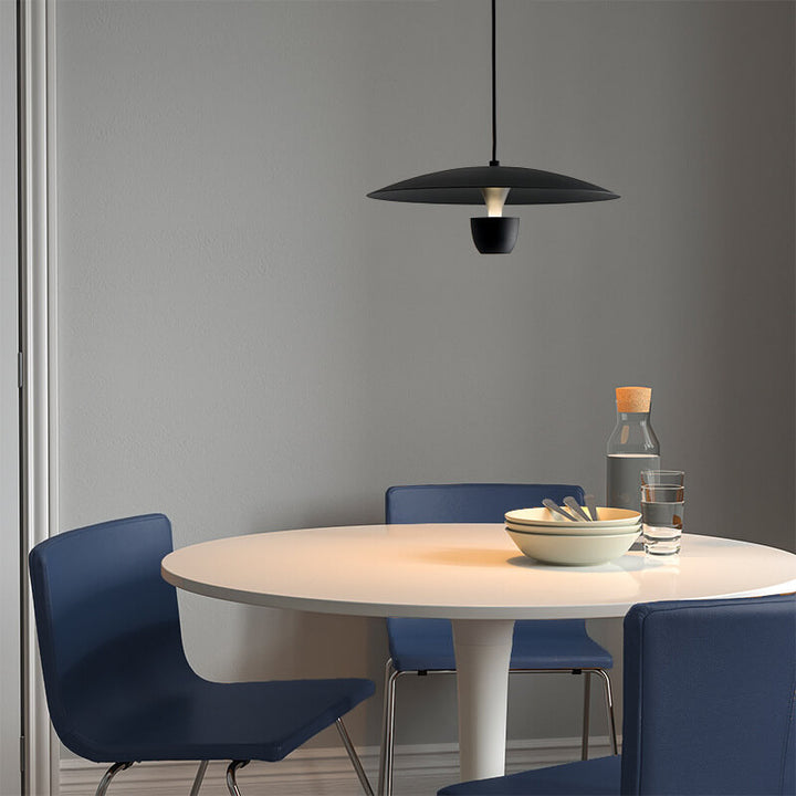 Lampe suspendue LED à 1 lumière en métal, soucoupe volante créative moderne et nordique 
