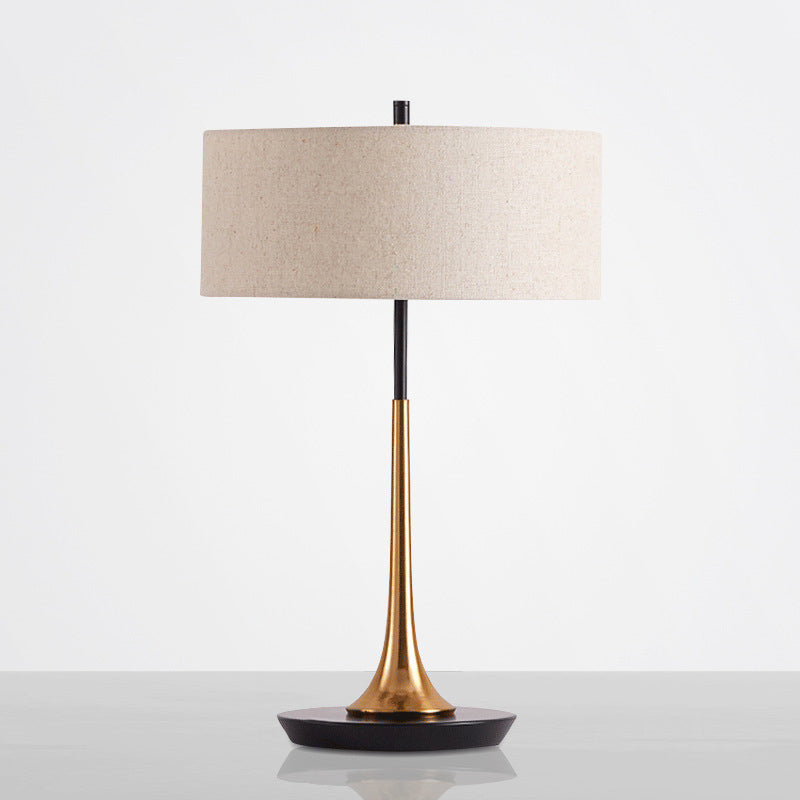 Nordische minimalistische Säulenstoff 1-Licht Tischlampe 