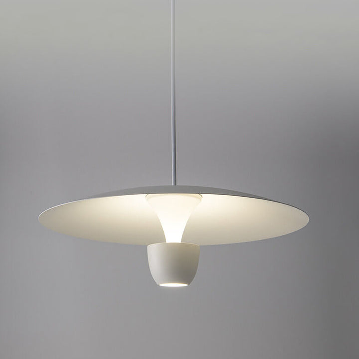 Lampe suspendue LED à 1 lumière en métal, soucoupe volante créative moderne et nordique 