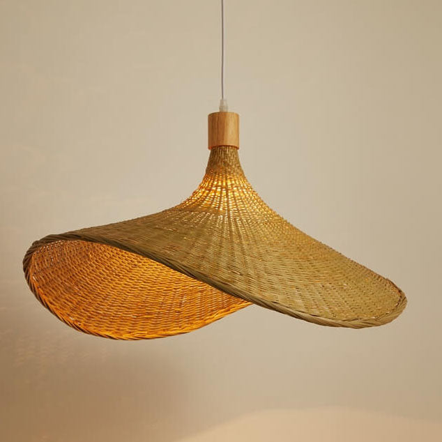 Lustre suspendu chapeau de paille 1 lumière en bambou tissé 