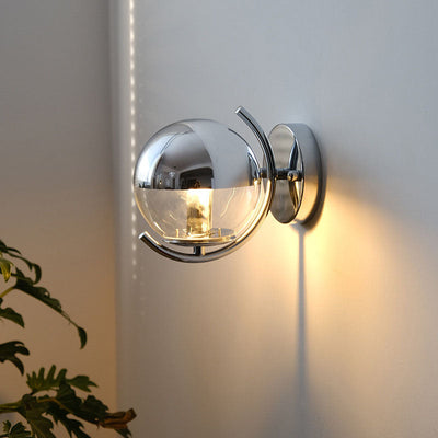Vintage Chrome Glass Globe 1-Light Wall Sconce Lamp