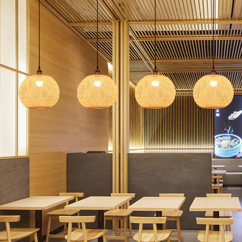Lámpara colgante japonesa de 1 luz beige con bola redonda de tejido de bambú 