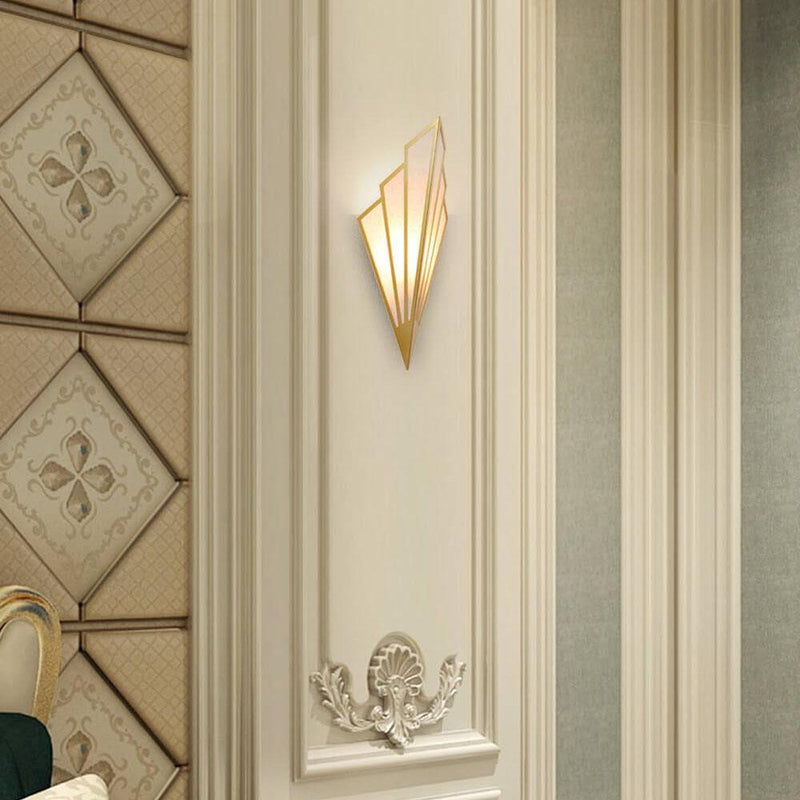 Modern Creative Linen Scalloped Shade 1-Light Wall Sconce Lamps