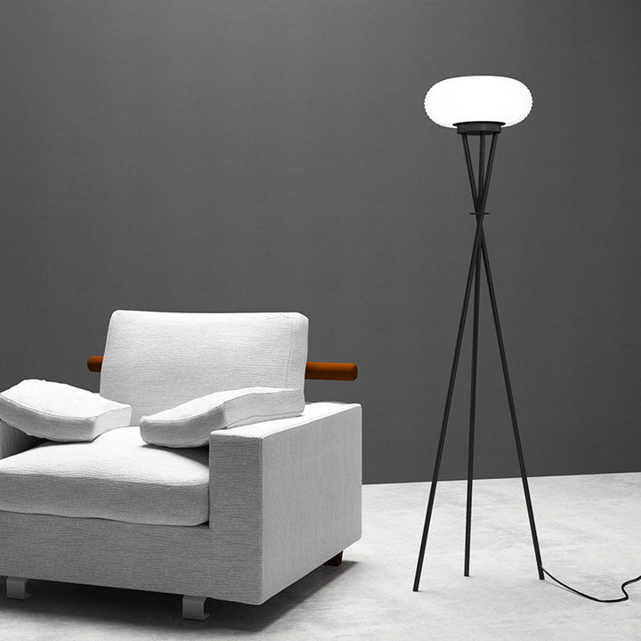 Lámpara de pie LED de hierro acrílico con trípode redondo minimalista moderno para sala de estar 