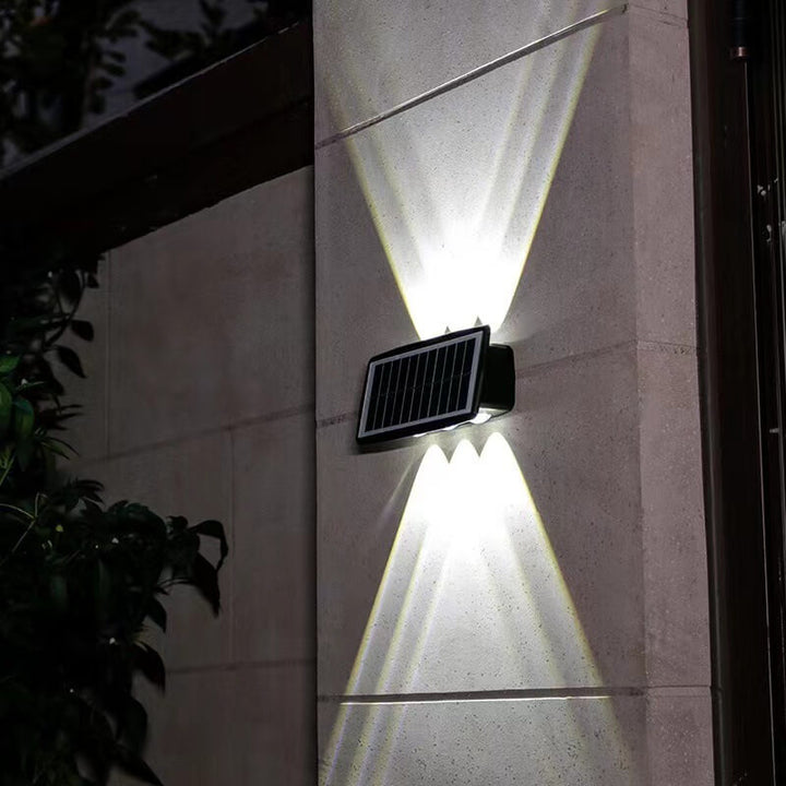 Moderne rechteckige obere und untere Doppelkopf-Solar-LED-Außenwandleuchte für den Garten 