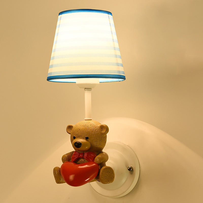 Zeitgenössische kreative Cartoon Harz Einhorn Stoff Schatten 1-Licht Kinder Wandleuchte Lampe für Schlafzimmer 