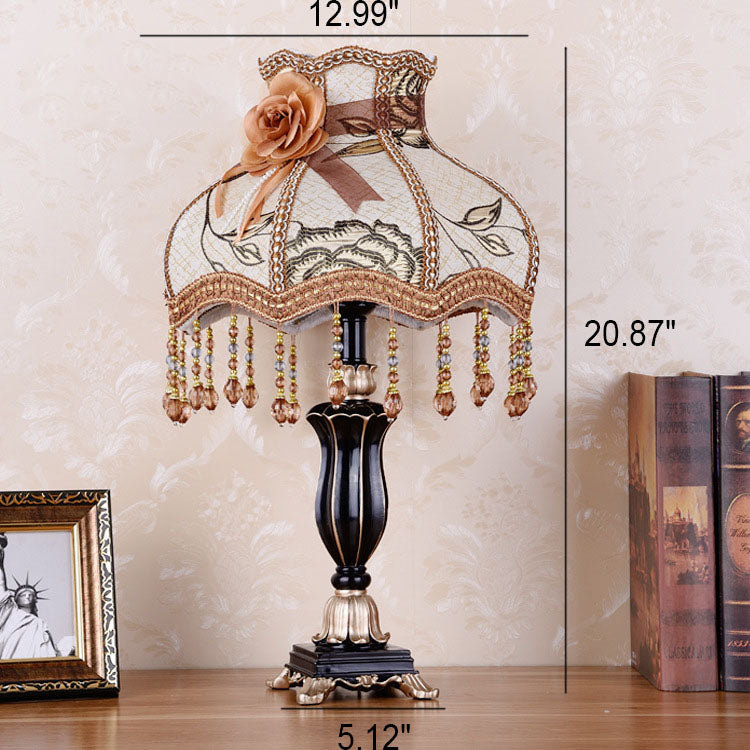 Lampe de table à 1 lumière en résine à pampilles en tissu de luxe européen 