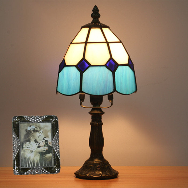 Lámpara de Mesa de 1 Luz con Pantalla de Vidrio Tiffany en Estilo Europeo 