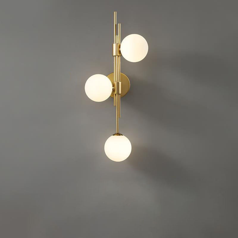 Europäische Vintage minimalistische Orb Hardware Glas 3-Licht-Wandleuchte 