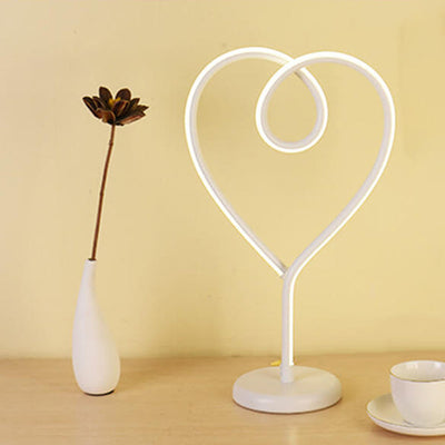 Modern Creative Heart Shape Aluminum Iron LED Table Lamp