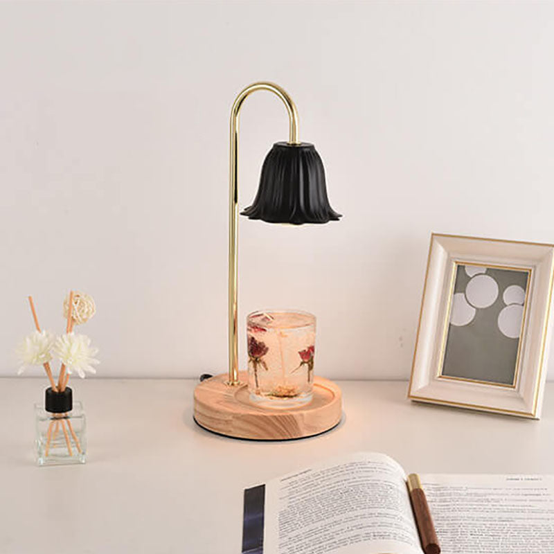 Nordic Vintage Horn Shade Wood Base 1-Light Melting Wax Table Lamp