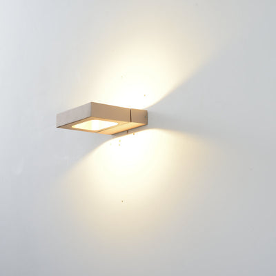 مصباح حائط LED دوار مسطح مربع بتصميم حديث وبسيط 