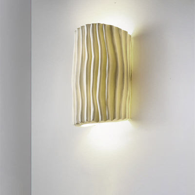 Nordic Creative Corrugated Resin Tile Shade 2-Light Wall Sconce Lamp