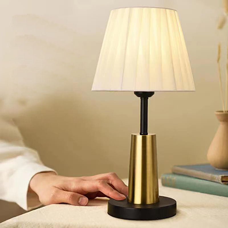 Lampe de table 1 lumière en tissu de fer minimaliste nordique 