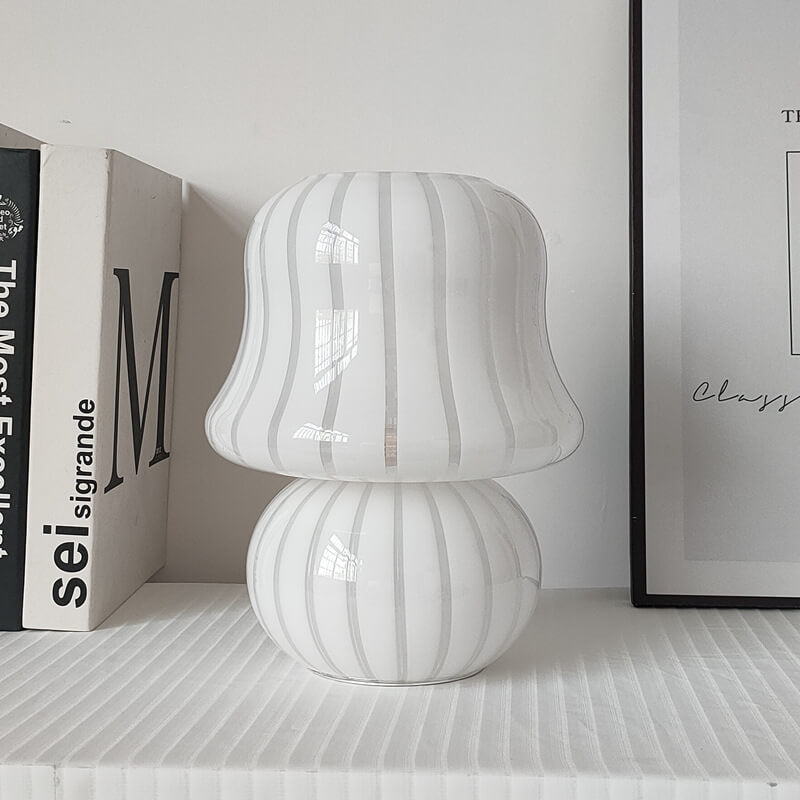 Französische Creme Handgefertigte Glas Pilz 1-Licht Tischlampe 