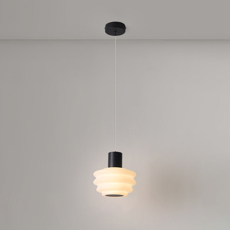 ضوء قلادة LED بلاستيكي دائري متعدد الطبقات من الحديد المدلفن لغرفة النوم بتصميم اسكندنافي معاصر 