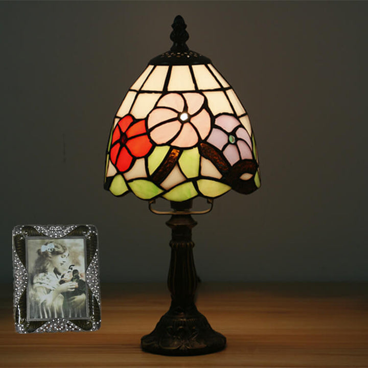 Traditional Tiffany Round Alloy Glass Cone Dome 1-Light Table Lamp For Bedroom