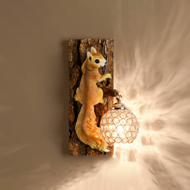 Creative Squirrel Nut Resin 1-Light Wall Sconce Lamp