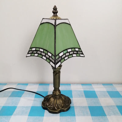 European Vintage Tiffany Square Stained Glass Iron 1-Light Table Lamp