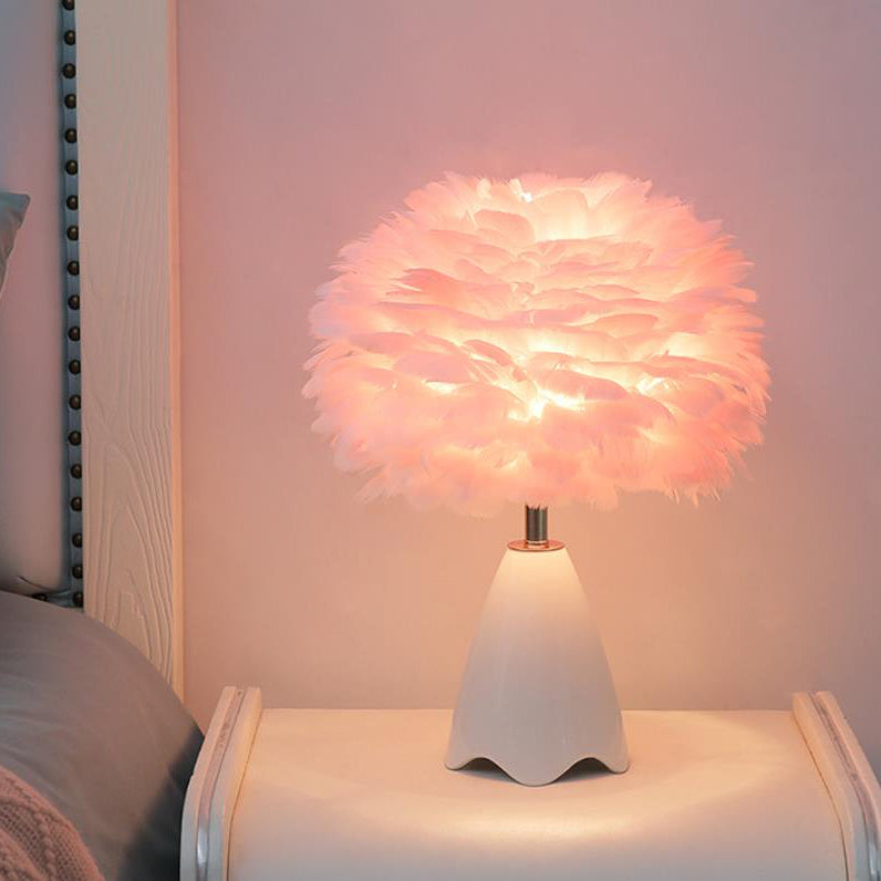 Nordic Minimalist Feather Ceramic Base 1-Light Table Lamp