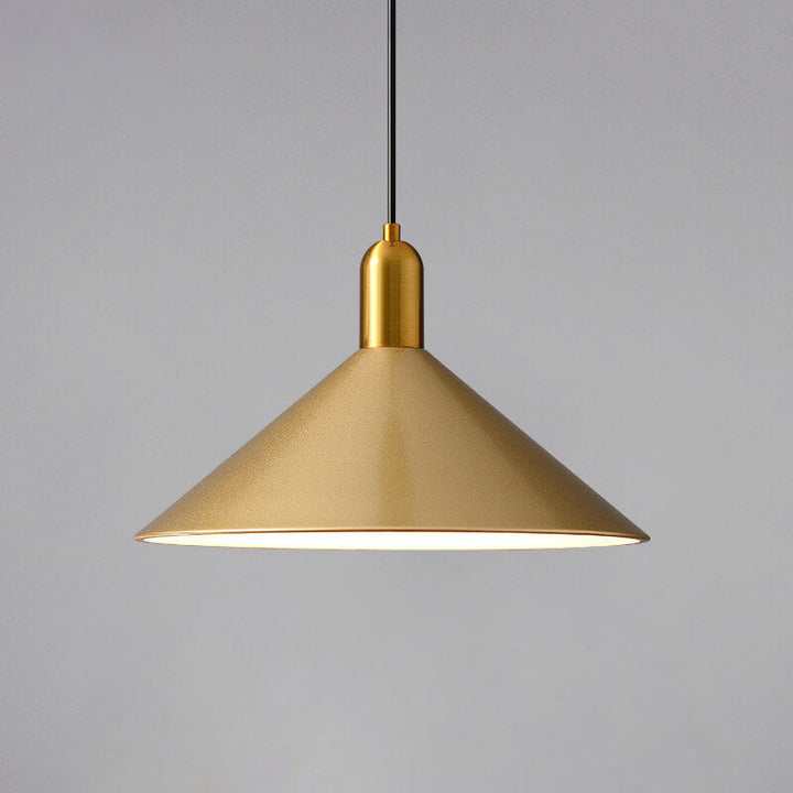 Moderne minimalistische Pendelleuchte aus Eisen mit dreieckigem Kegelschirm, 1-flammig, für das Wohnzimmer 