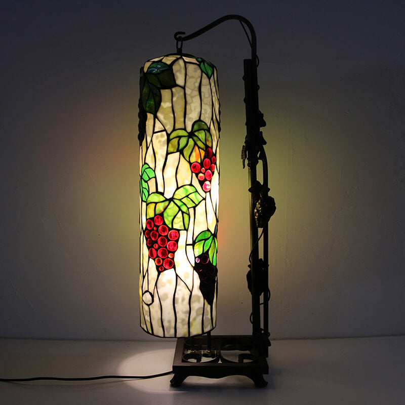 European Retro Tiffany Glass Painted 1-Light Table Lamp