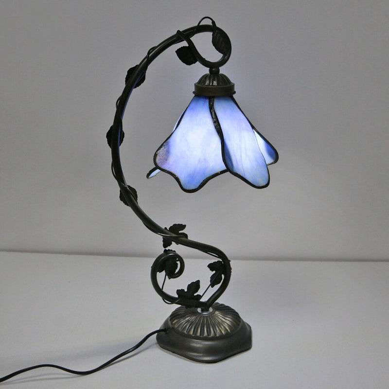 Tiffany Simple Flower Petal Resin Stained Glass 1-Light Table Lamp